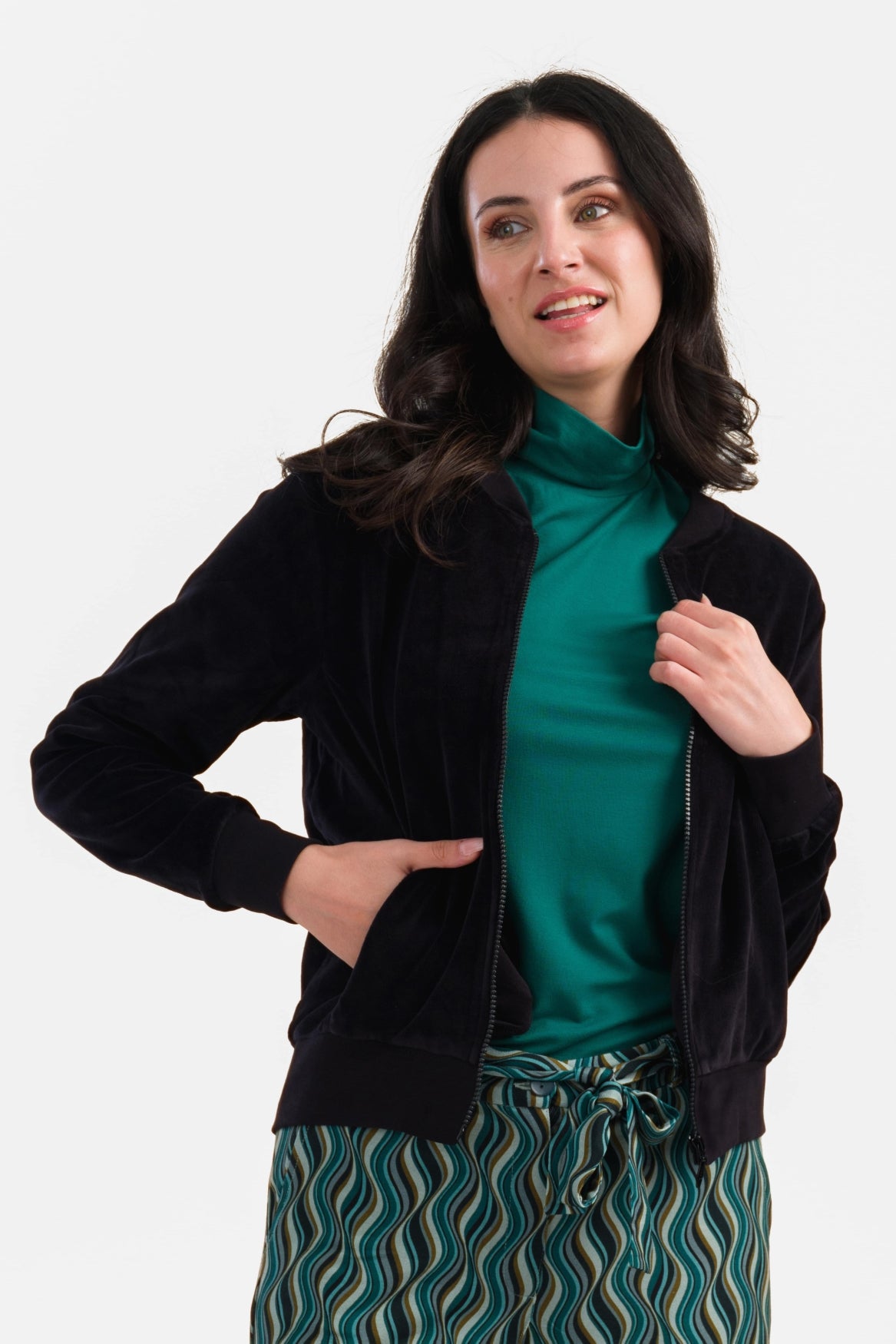 Nora Bomber Jacket | Velour Plain Black
