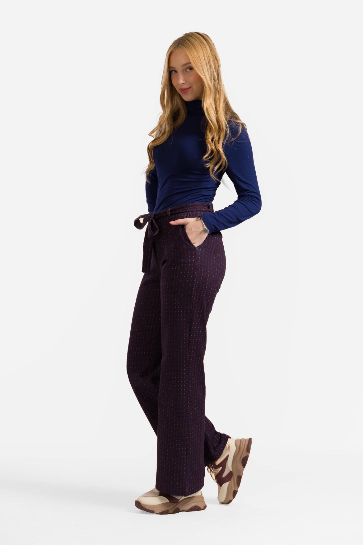Sue Trousers | Chocolate Square