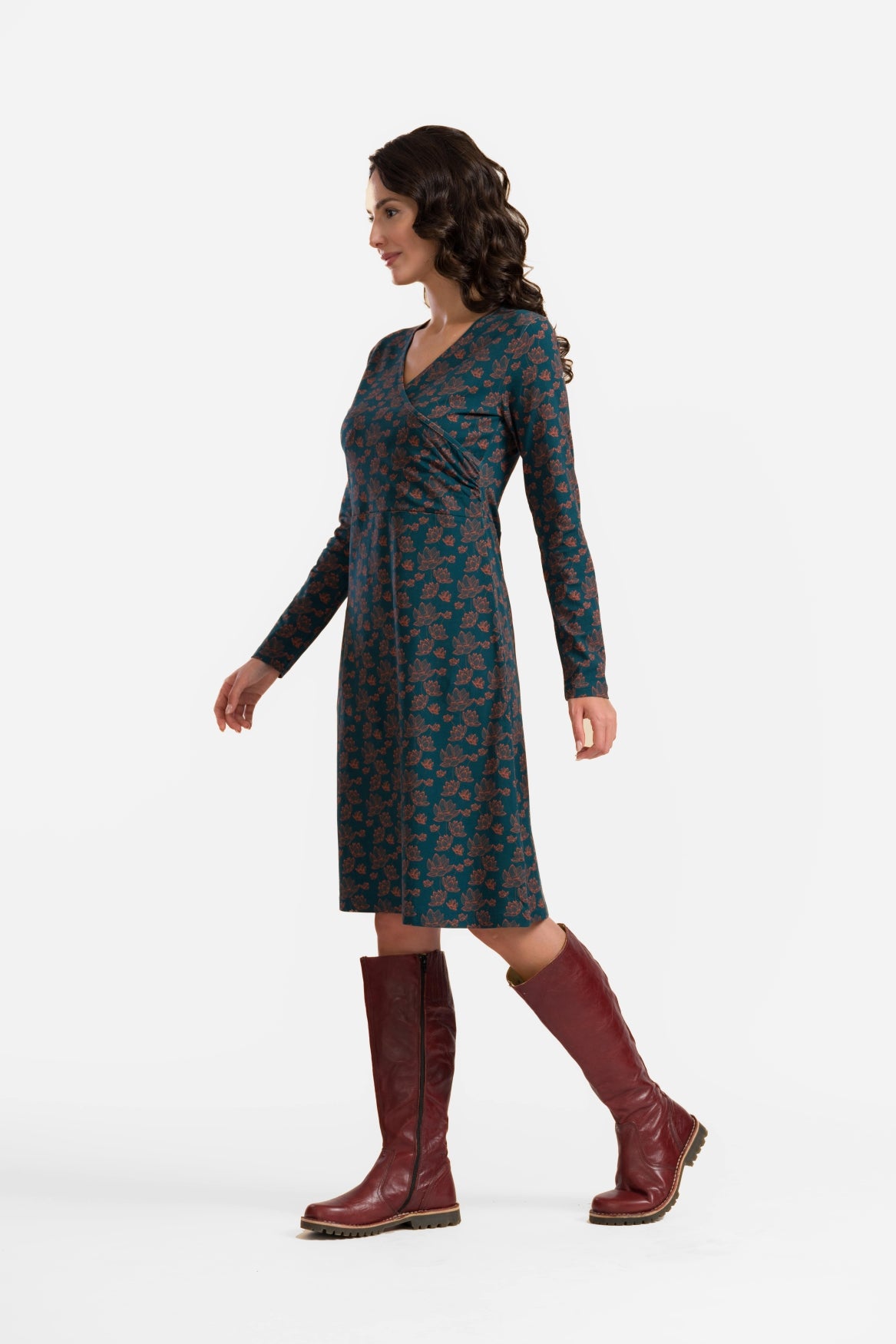 Chrissy Cross Dress | Lotus